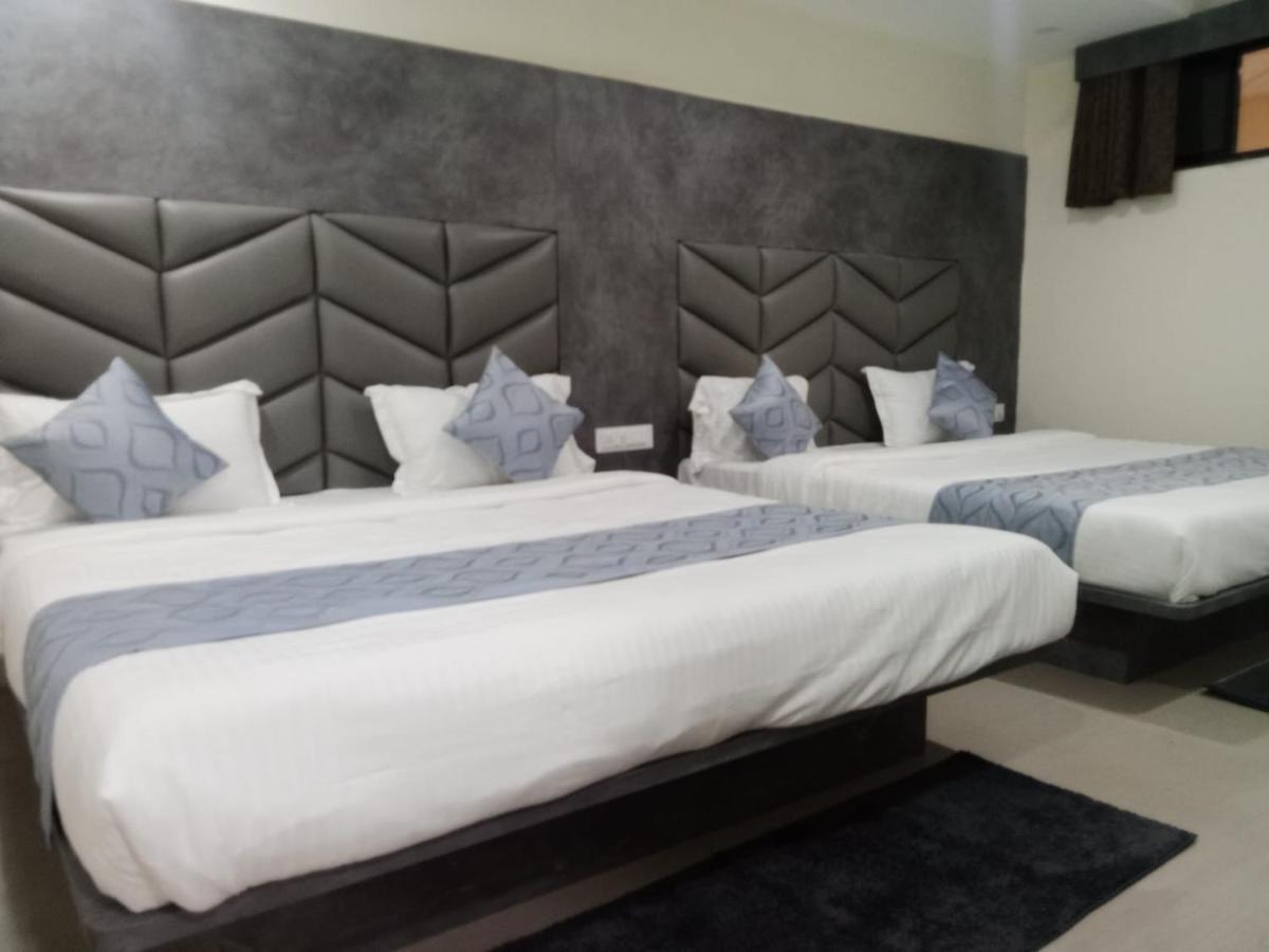 Hotel Rk Villa Vadodara Eksteriør bilde