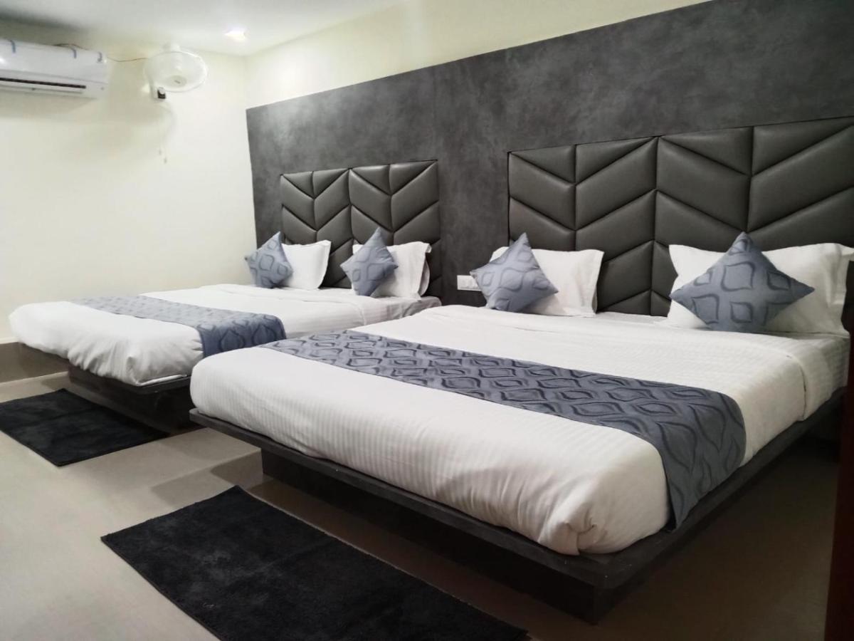 Hotel Rk Villa Vadodara Eksteriør bilde
